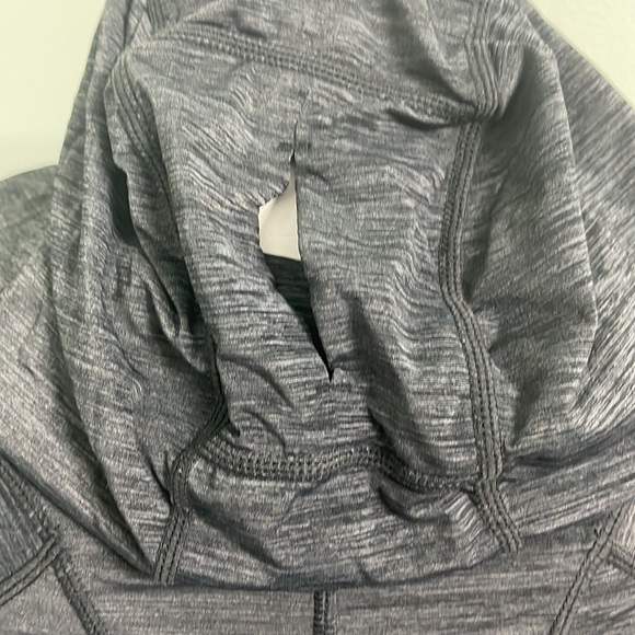 Lululemon Run in the Sun Pullover - Picture 15 of 16